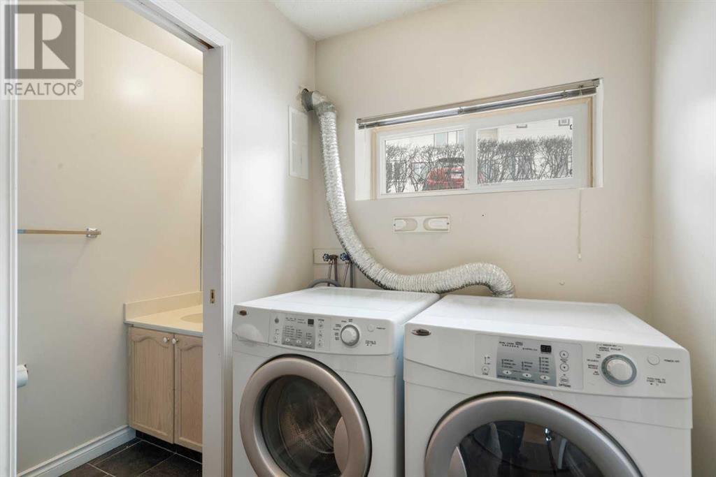 Single Family House for Sale in  Coachway Lane SW Coach Hill Calgary 