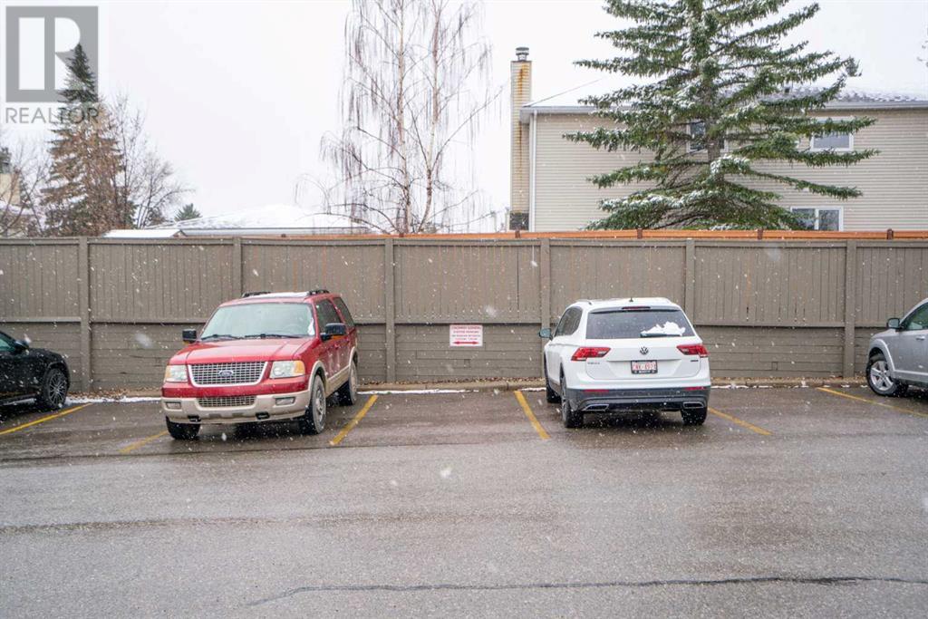 Single Family House for Sale in  Coachway Lane SW Coach Hill Calgary 