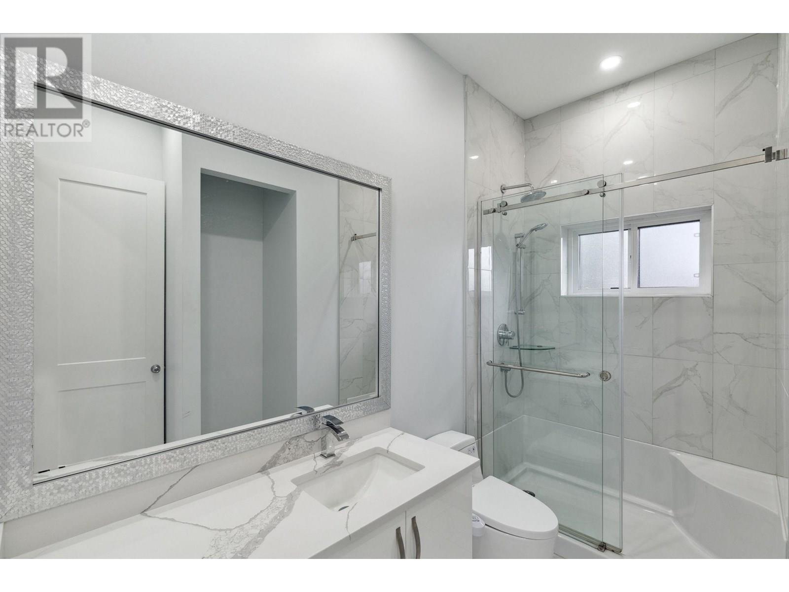 Photo 23 of 1137 Dansey Avenue, Coquitlam BC
