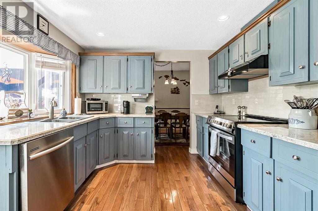 87 Lock Crescent, Okotoks, Alberta