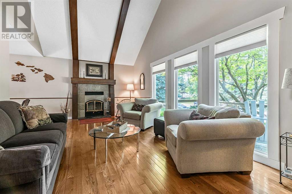 Single Family House 5 Level for Sale in  Lock Crescent Rosemont Okotoks 