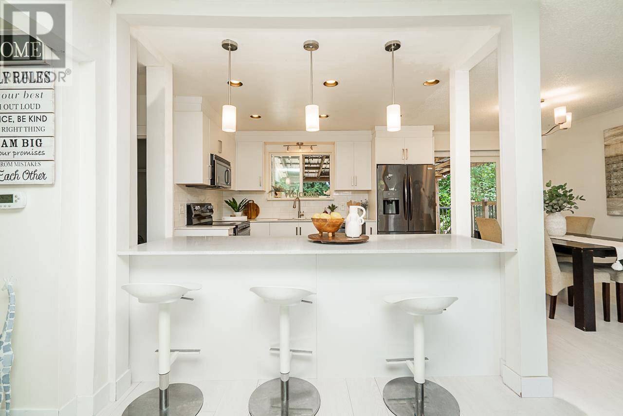 Photo 20 of 24084 102 Avenue, Maple Ridge BC