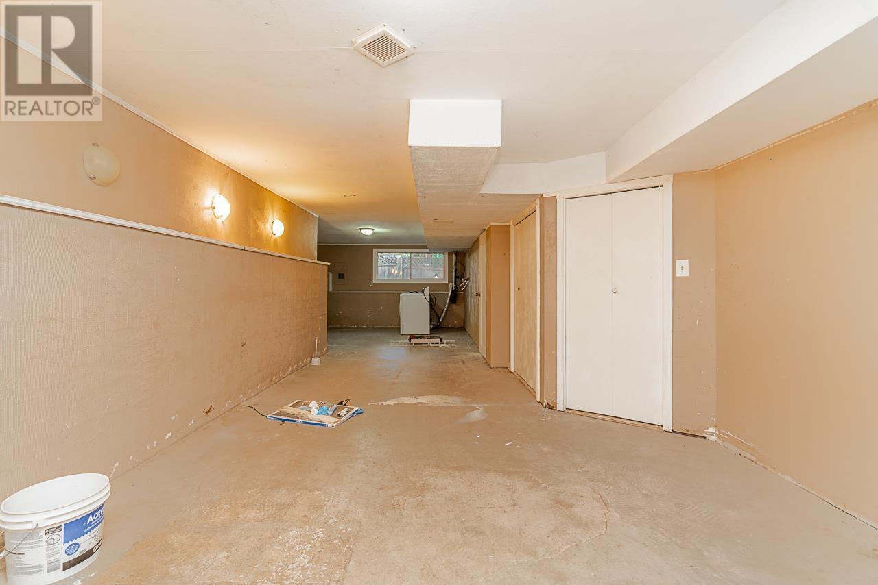 Photo 15 of 24084 102 Avenue, Maple Ridge BC