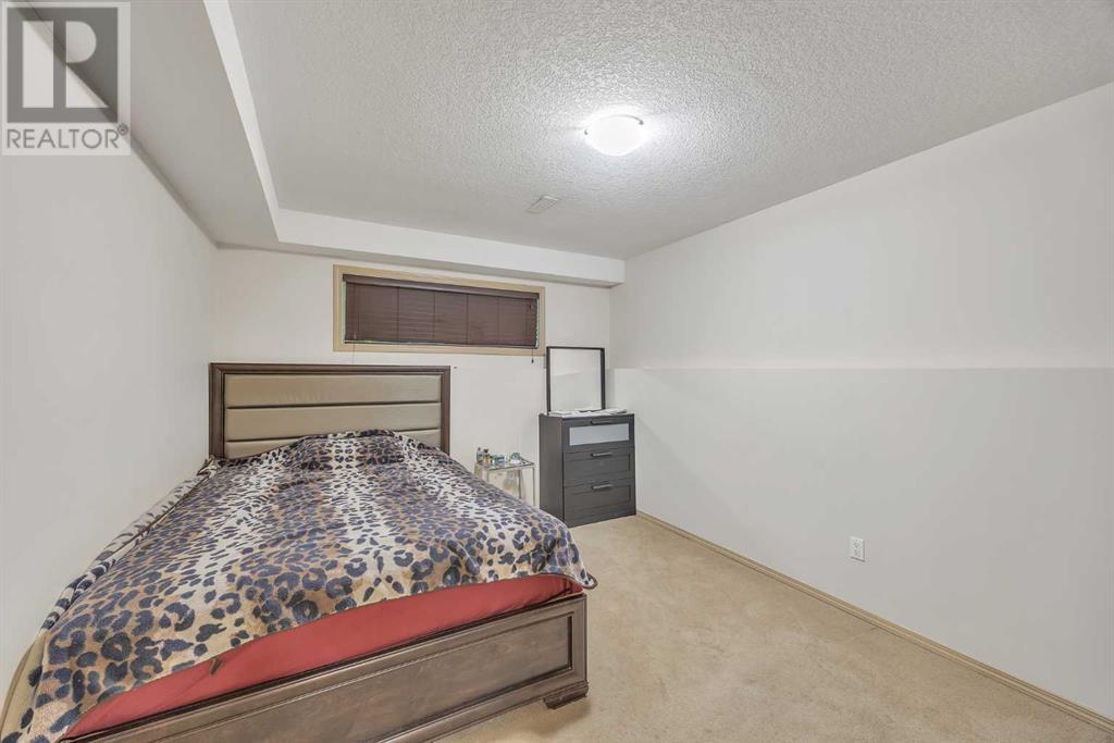 Single Family House Bi-level for Sale in  Saddlemont Way NE Saddle Ridge Calgary 