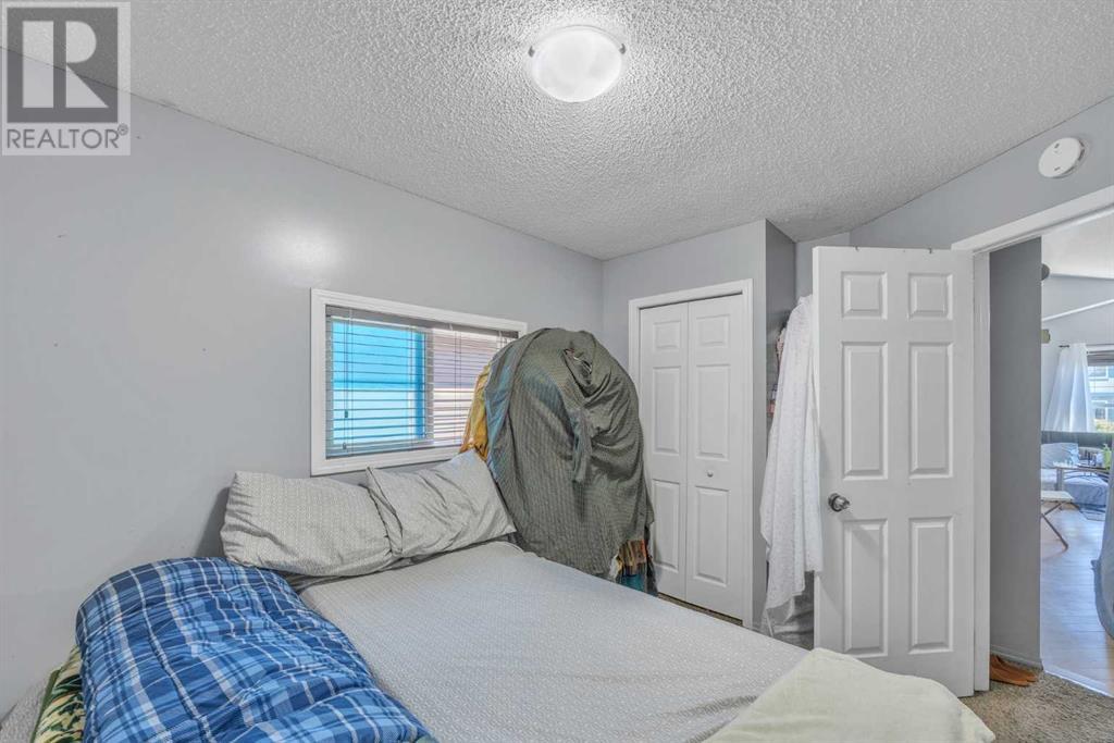 Single Family House Bi-level for Sale in  Saddlemont Way NE Saddle Ridge Calgary 