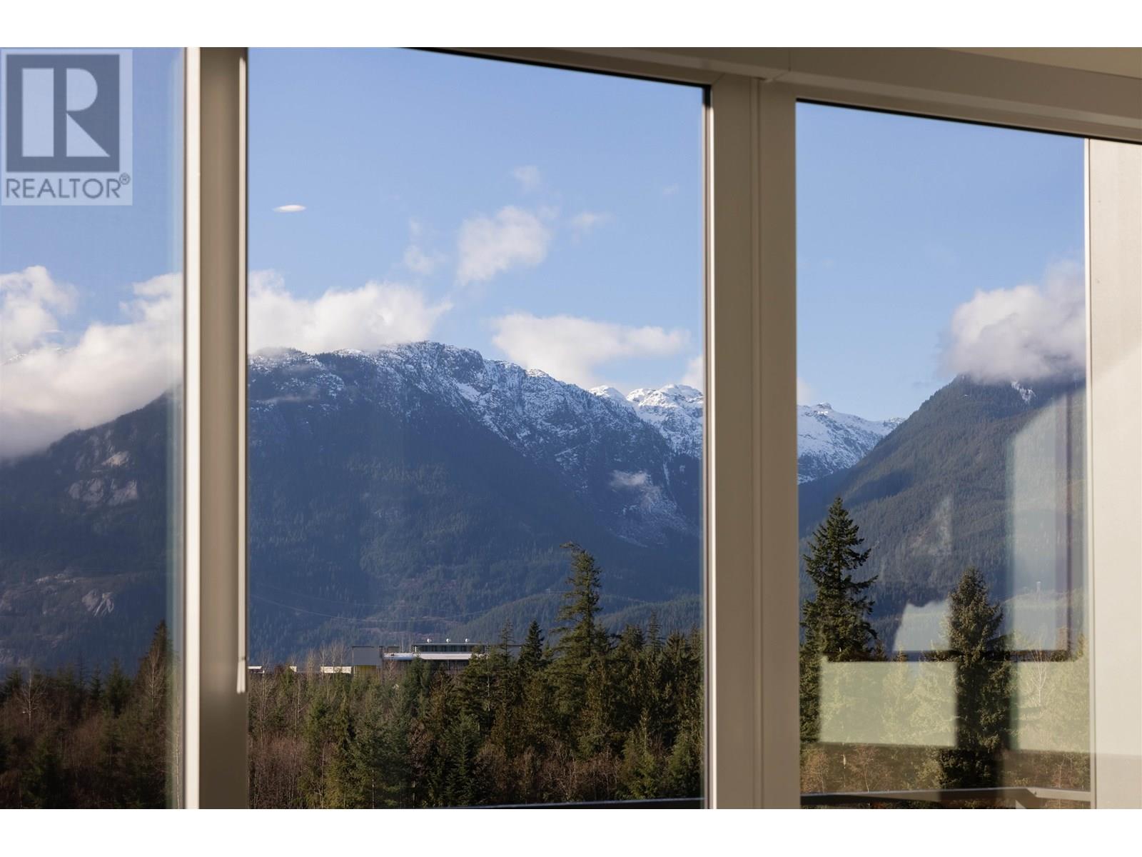 Photo 5 of 101 3405 Mamquam Road, Squamish BC