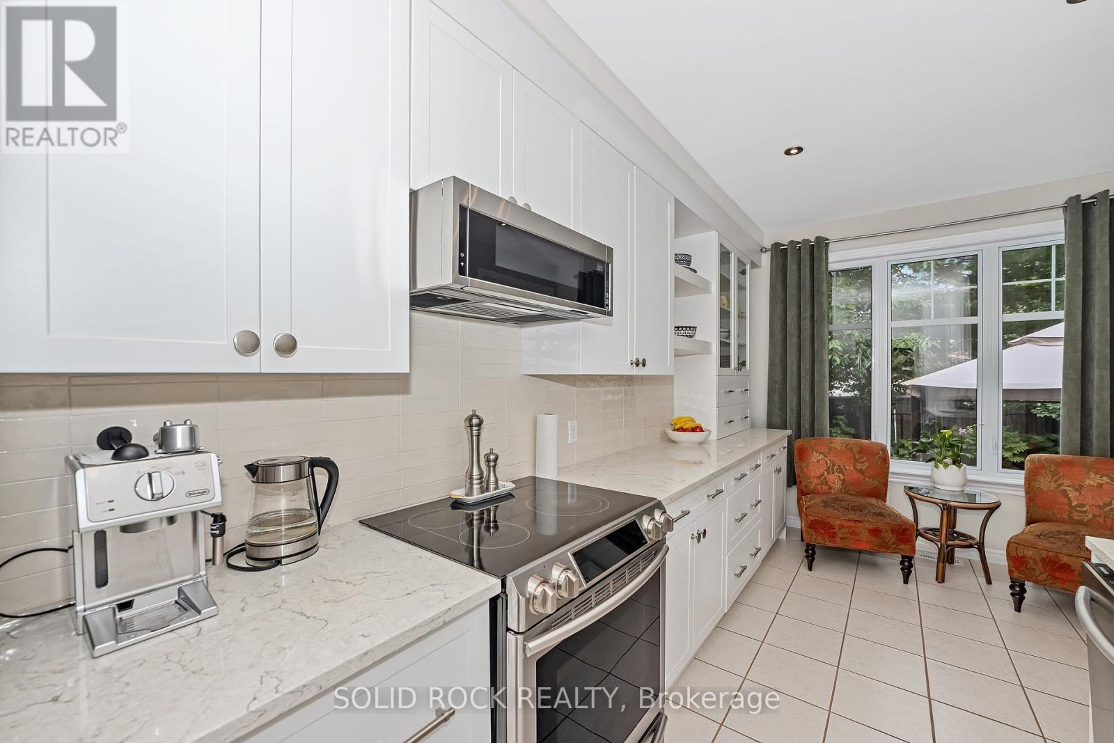 Photo 28 of 411 Cache Bay Crescent E, Ottawa ON