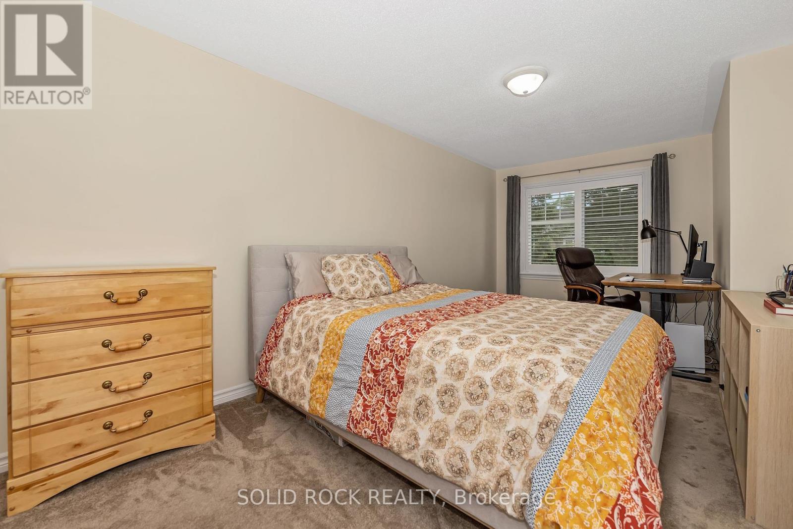 Photo 9 of 411 Cache Bay Crescent E, Ottawa ON