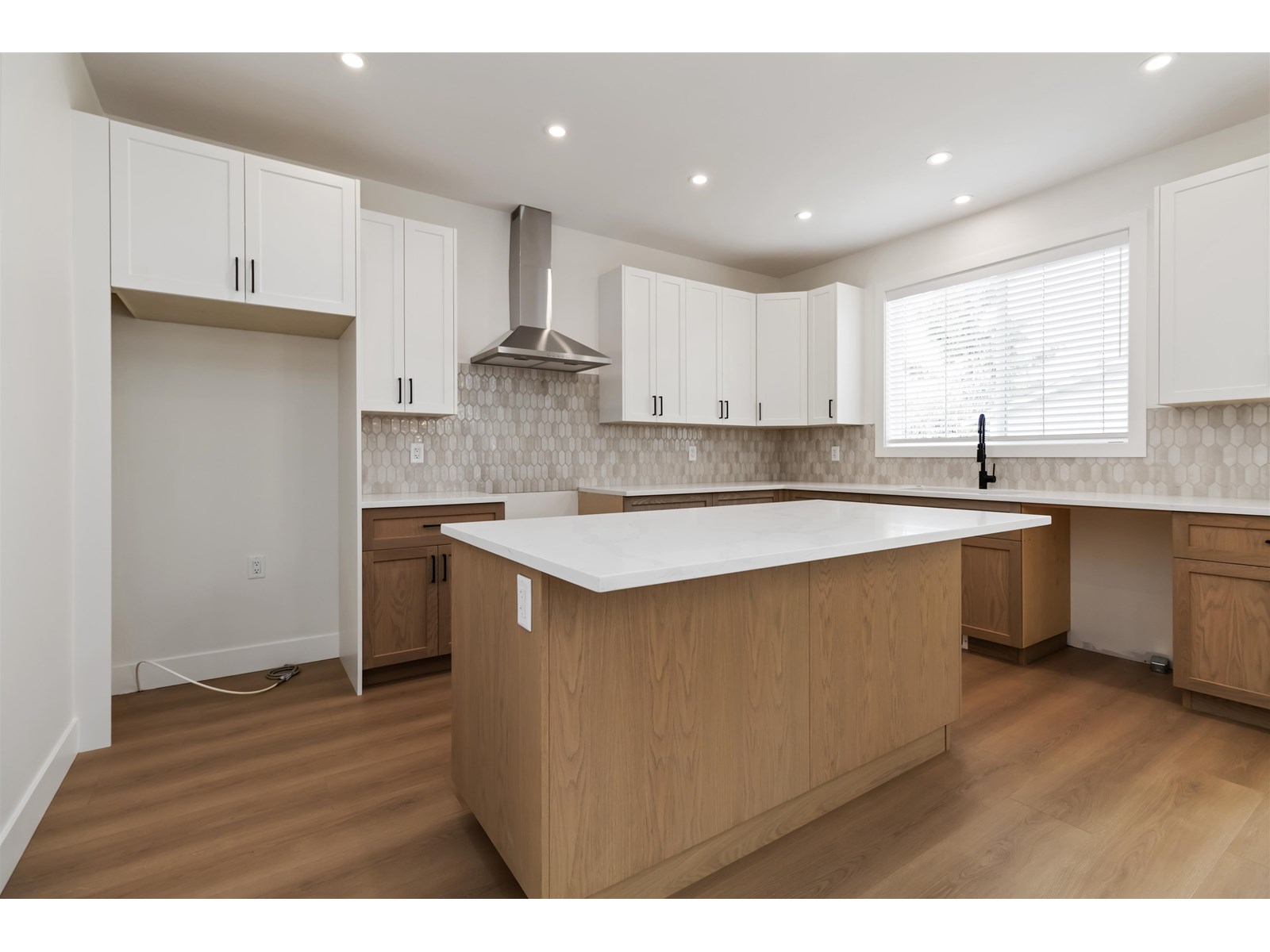 Photo 10 of 3 45314 Wells Road Sardis West Vedder, Chilliwack BC