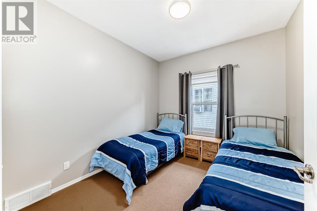 42 Inverness Close SE, Calgary, Alberta