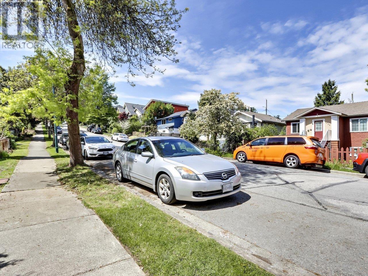 Photo 2 of 3280 E Georgia Street, Vancouver BC