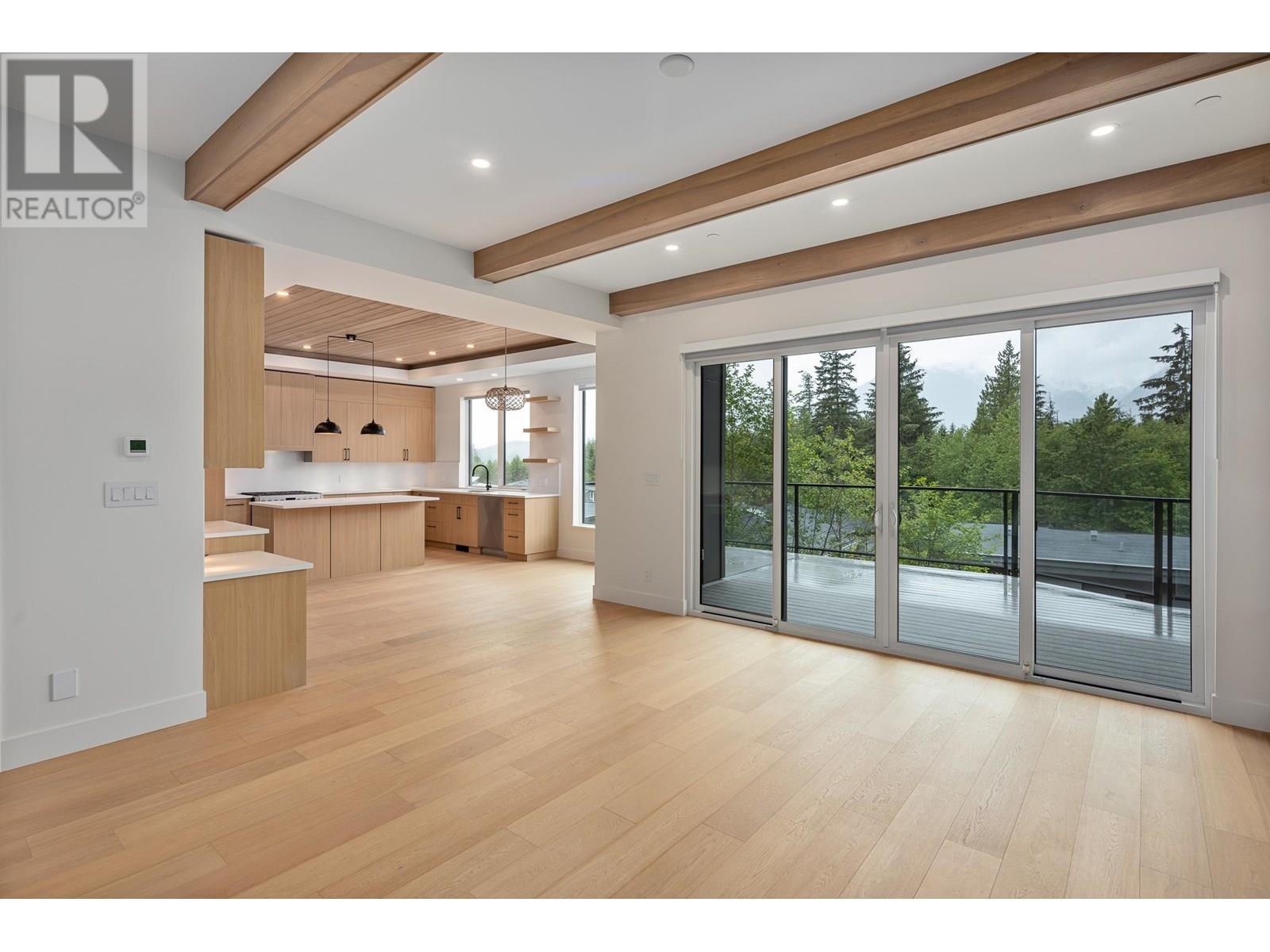 15 3385 MAMQUAM ROAD, Squamish
