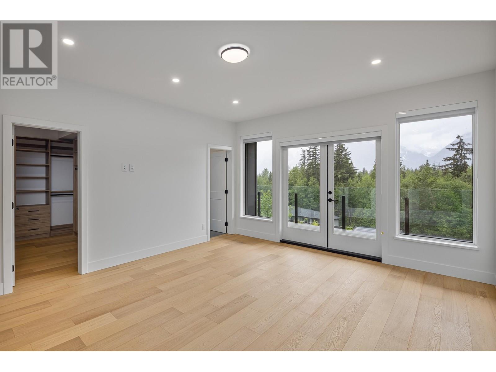 15 3385 MAMQUAM ROAD, Squamish