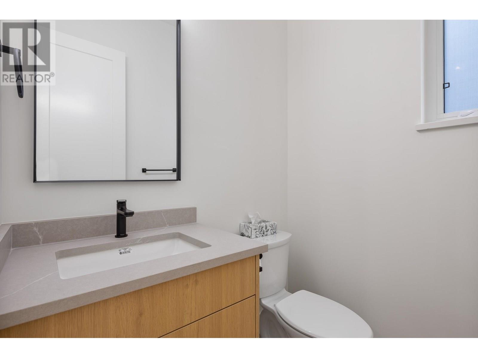 15 3385 MAMQUAM ROAD, Squamish