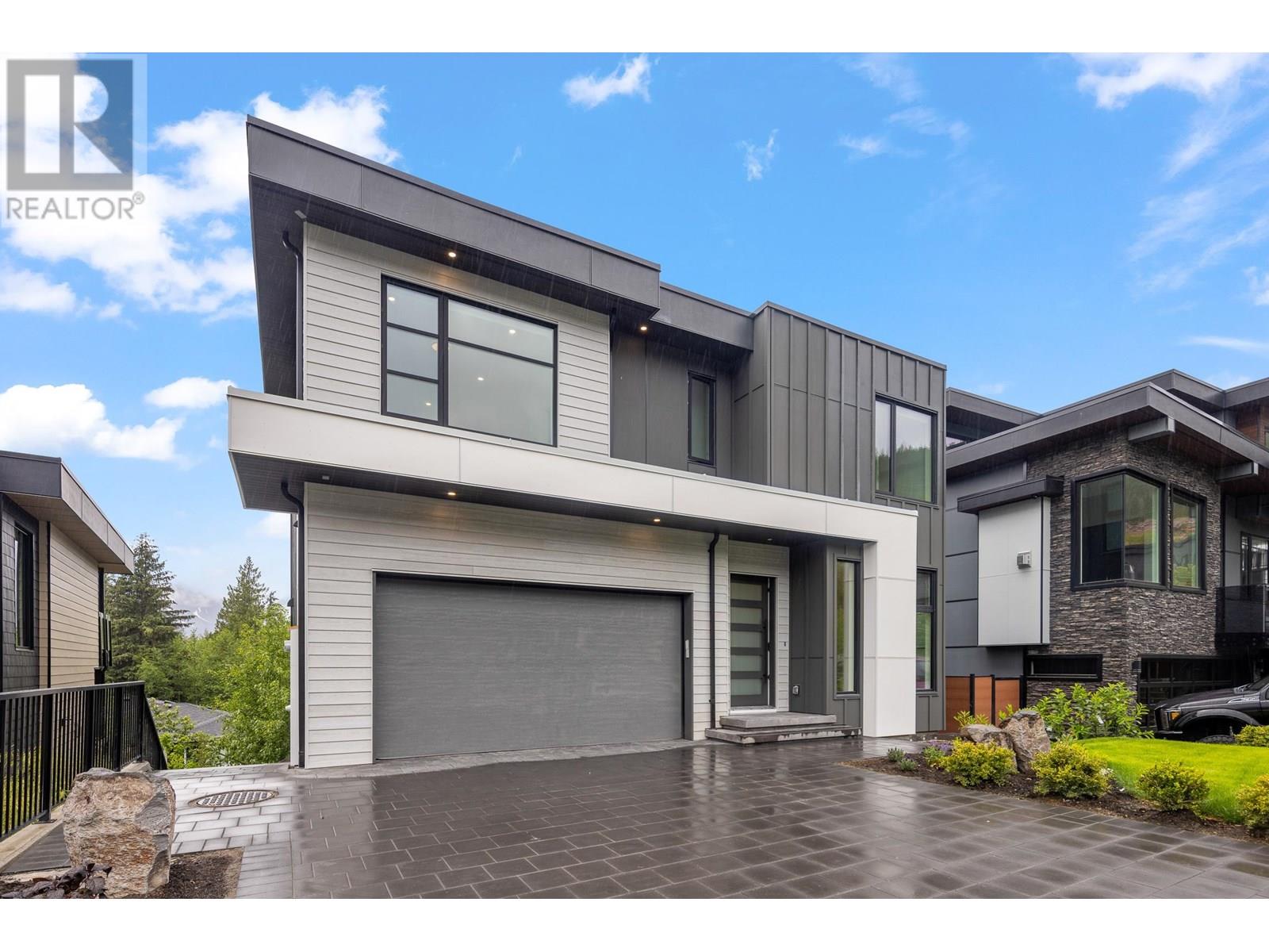 15 3385 MAMQUAM ROAD, Squamish