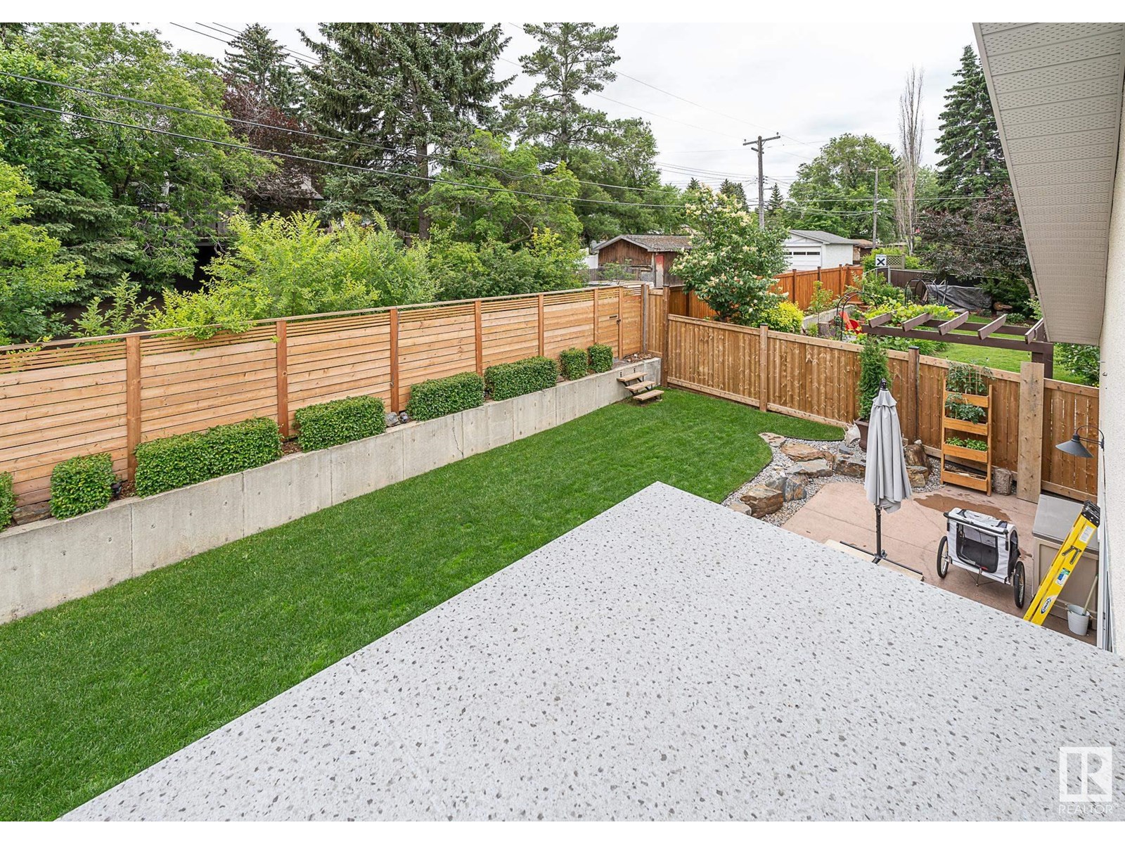 Photo 27 of 12211 42 A Av Nw, Edmonton AB