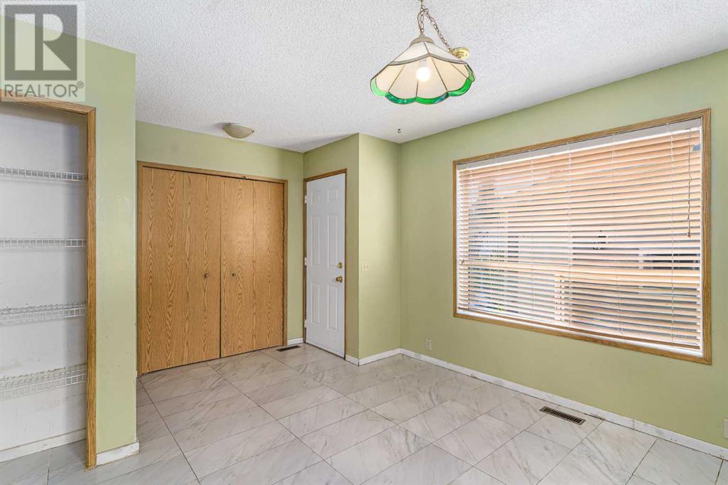 Single Family House for Sale in  Martinridge Grove NE Martindale Calgary 