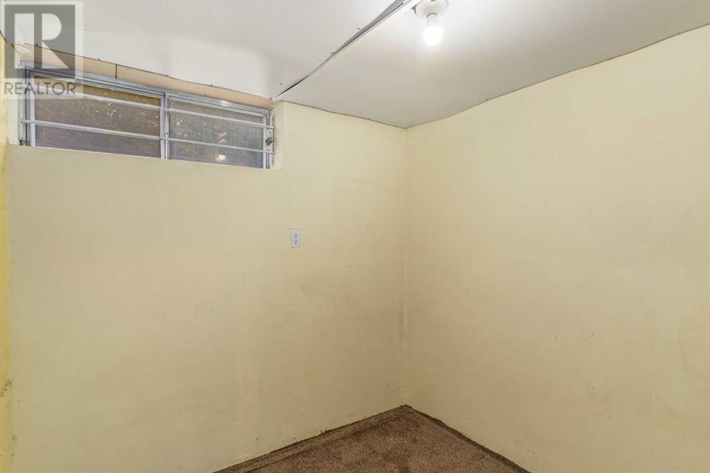 Single Family House for Sale in  Martinridge Grove NE Martindale Calgary 