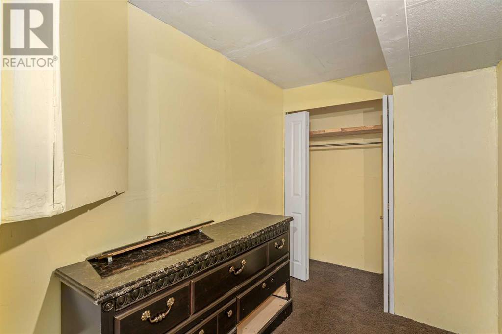 Single Family House for Sale in  Martinridge Grove NE Martindale Calgary 