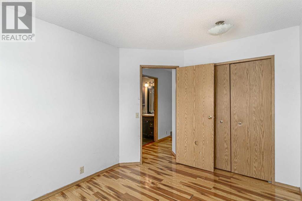 Single Family House for Sale in  Martinridge Grove NE Martindale Calgary 