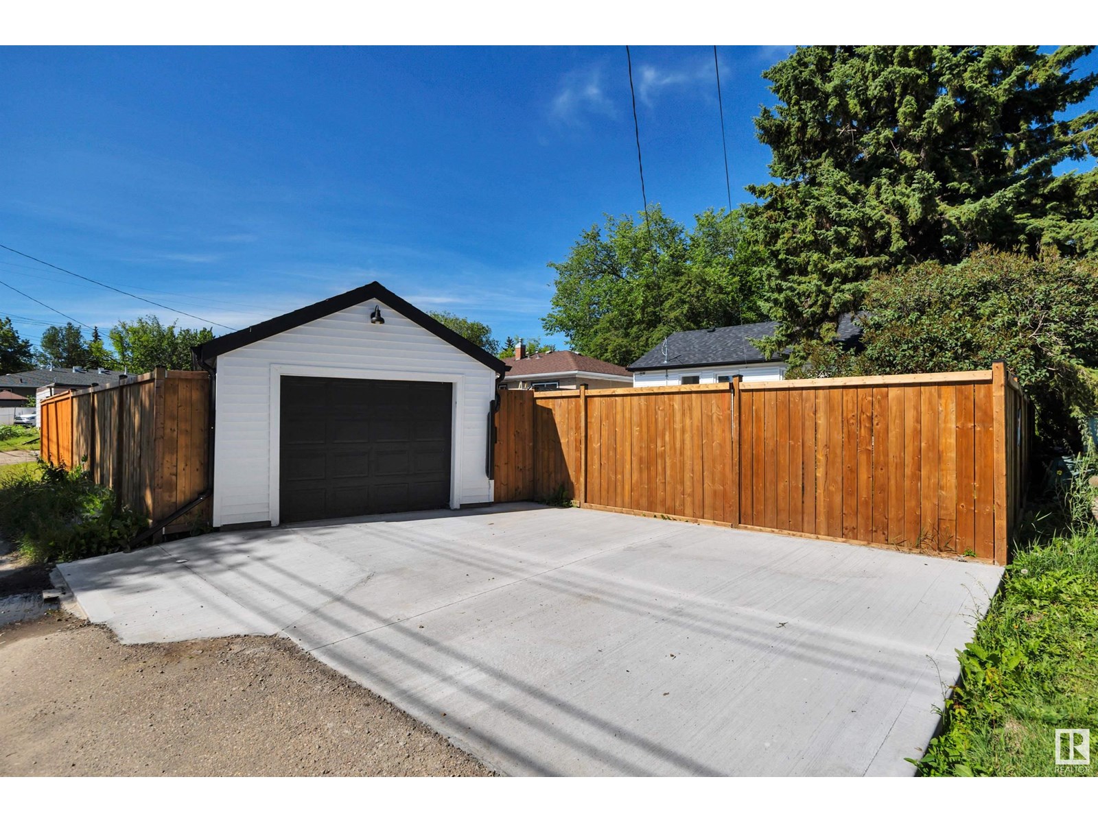 Photo 18 of 8619 80 St Nw, Edmonton AB