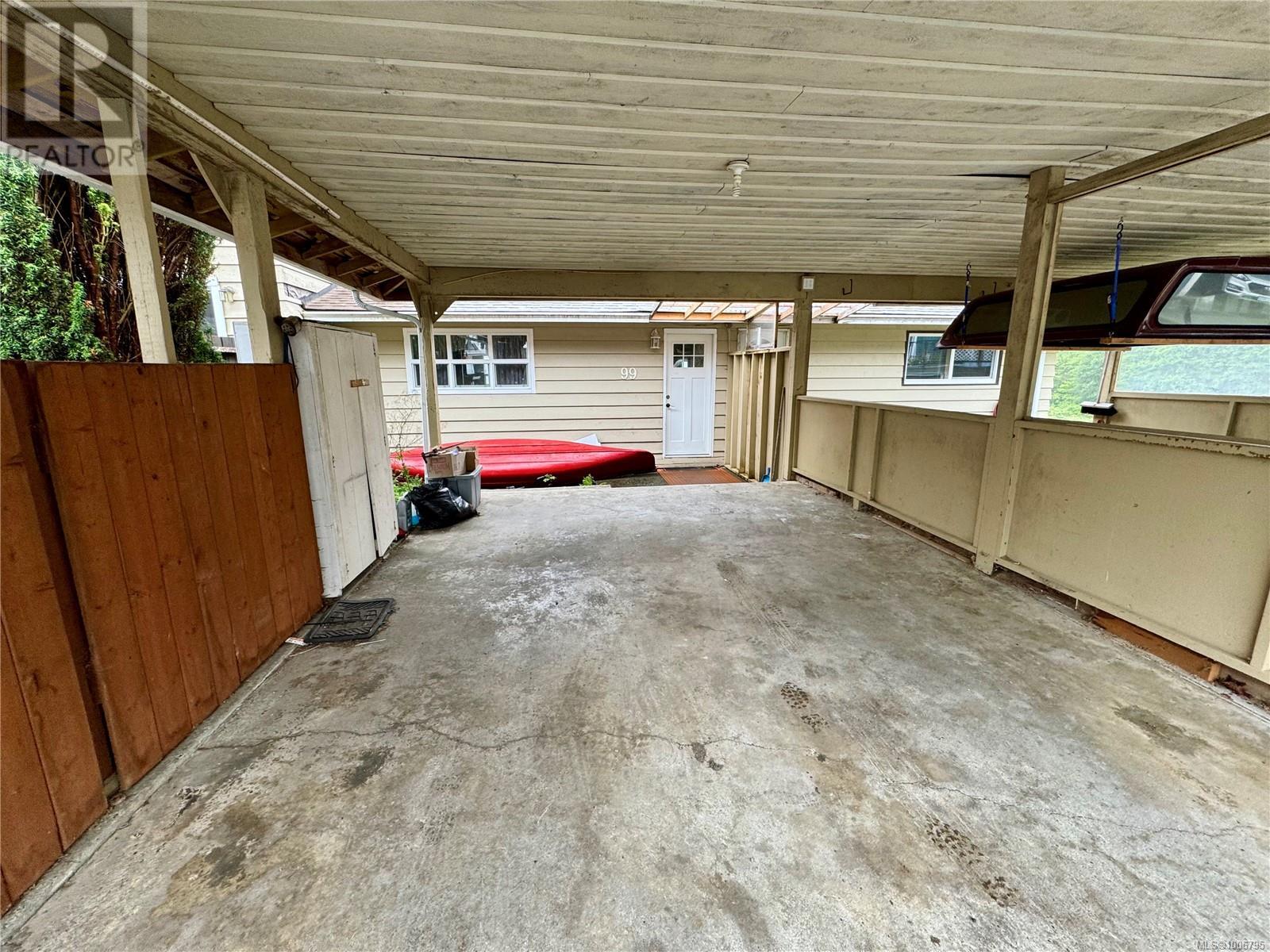 99 McKay Cres, Port Alice