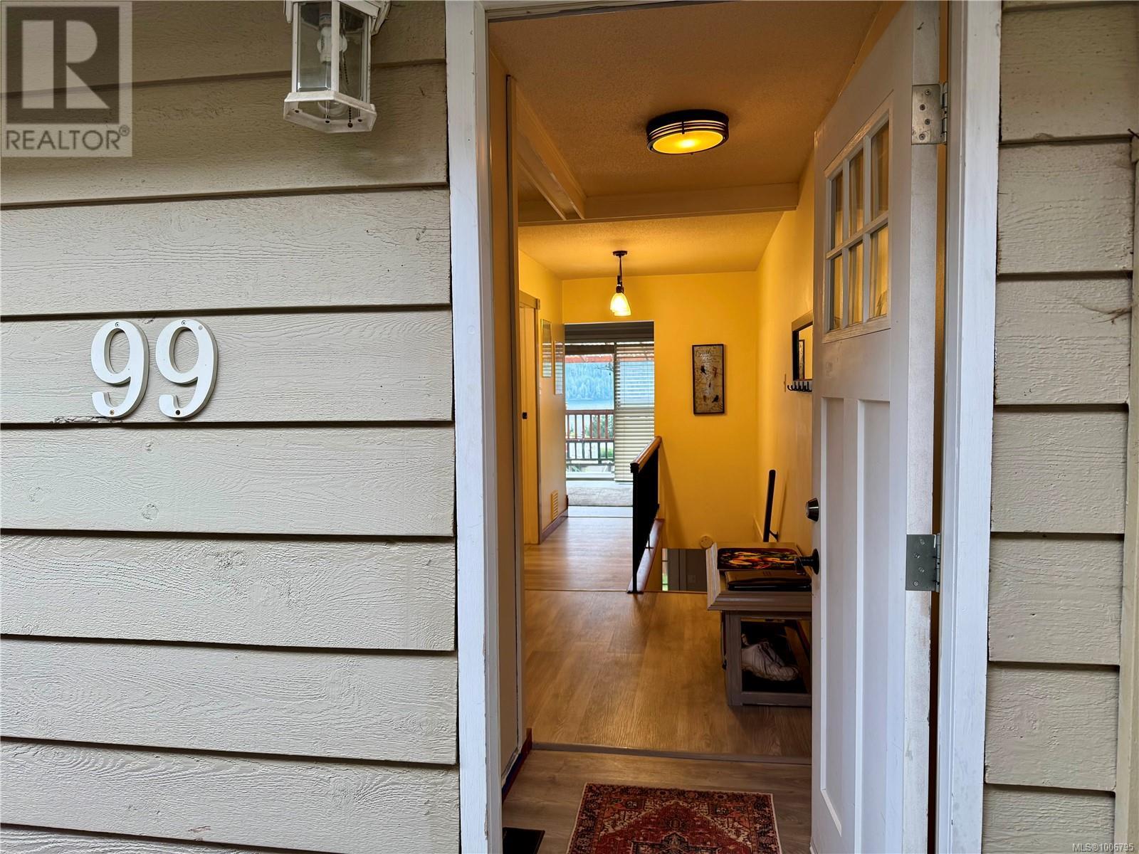 99 McKay Cres, Port Alice