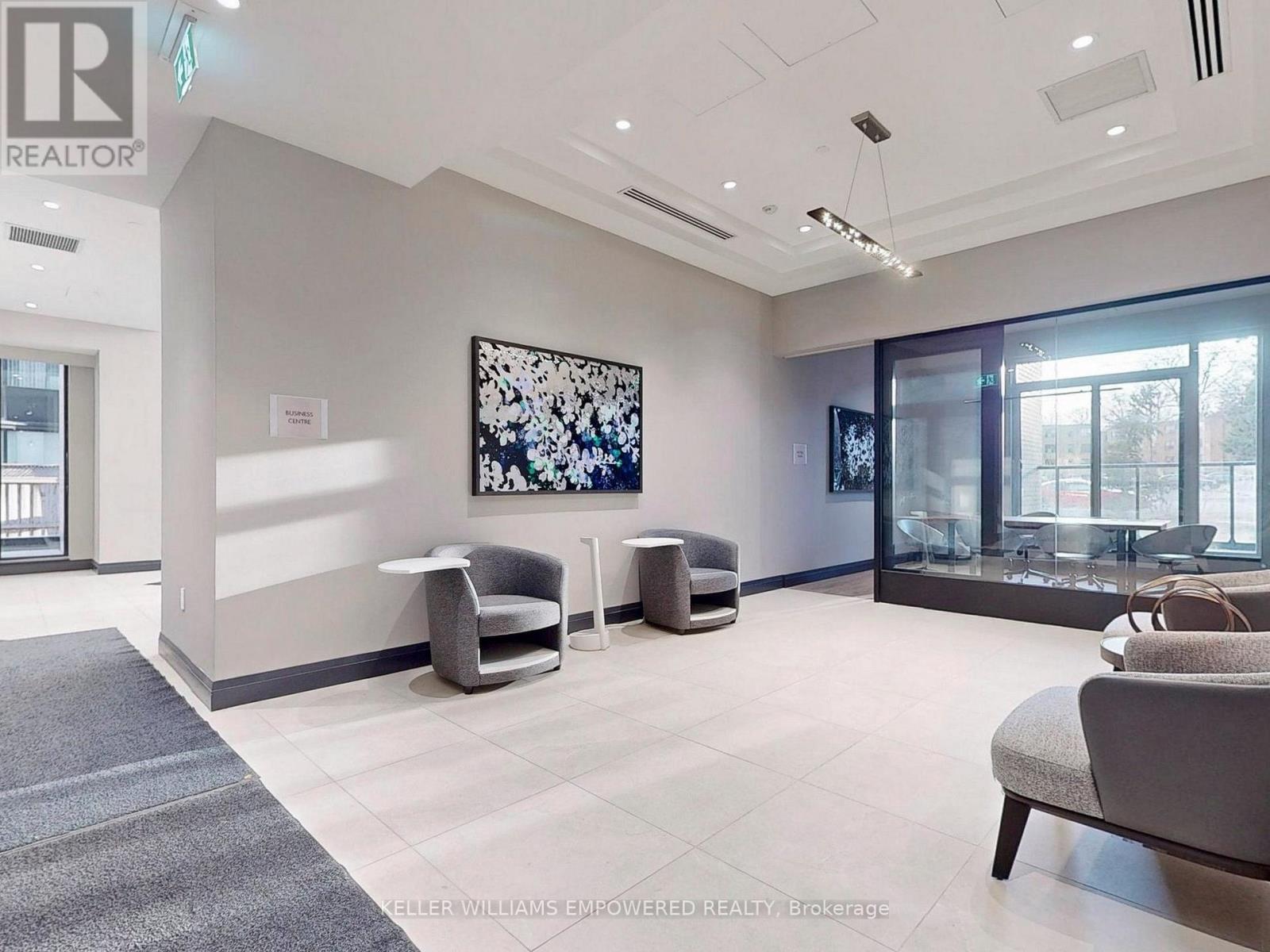 Photo 2 of 219 293 The Kingsway, Toronto ON