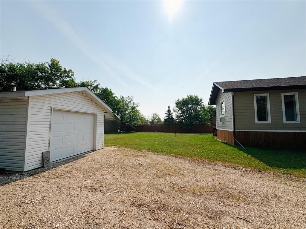 Photo 29 of 251 St Alphonse Avenue, Ste Anne MB