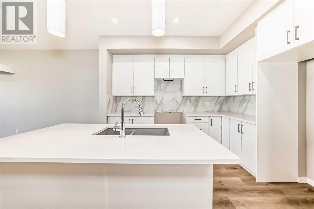 Single Family House for Sale in  Hotchkiss Drive SE Hotchkiss Calgary 