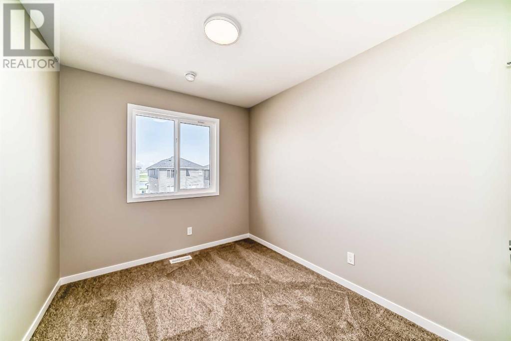 Single Family House for Sale in  Hotchkiss Drive SE Hotchkiss Calgary 
