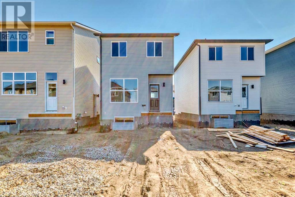 Single Family House for Sale in  Hotchkiss Drive SE Hotchkiss Calgary 