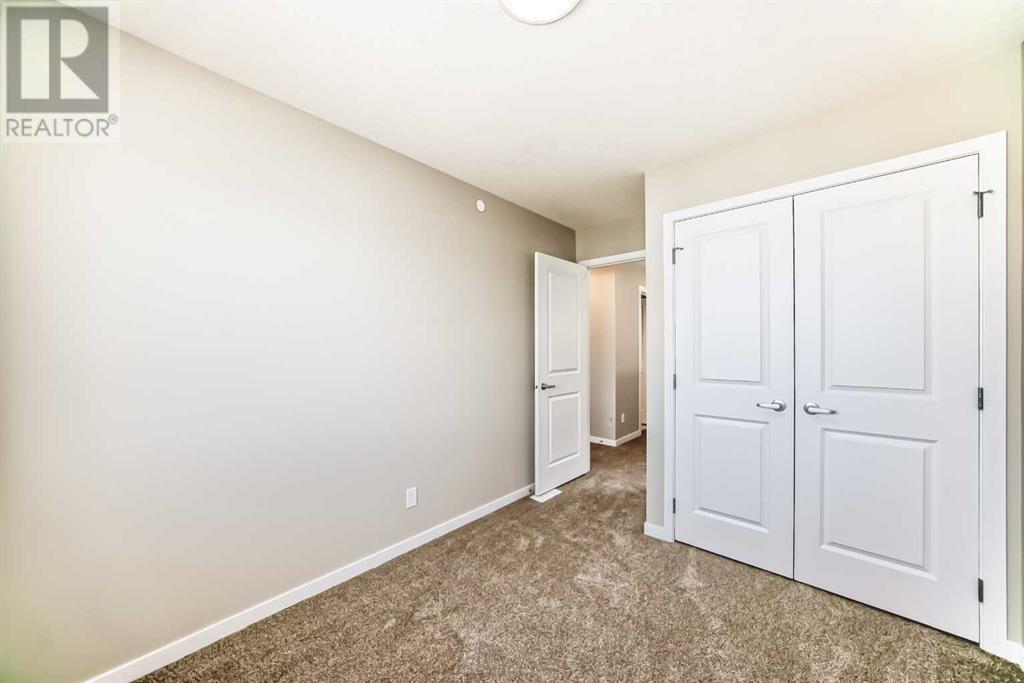 Single Family House for Sale in  Hotchkiss Drive SE Hotchkiss Calgary 
