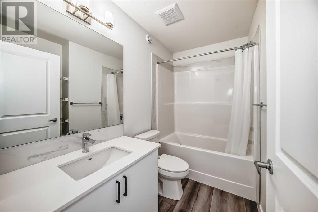 Single Family House for Sale in  Lucas Boulevard NW Livingston Calgary 