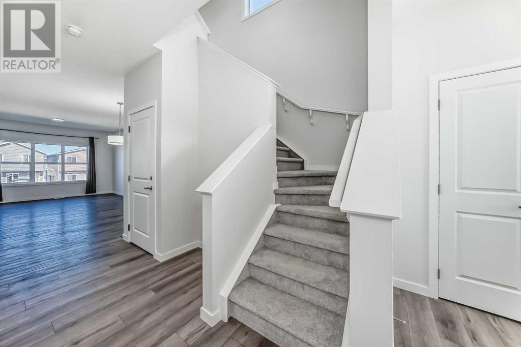 Single Family House for Sale in  Lucas Boulevard NW Livingston Calgary 
