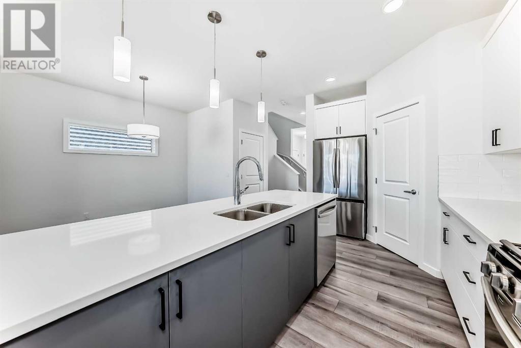 Single Family House for Sale in  Lucas Boulevard NW Livingston Calgary 