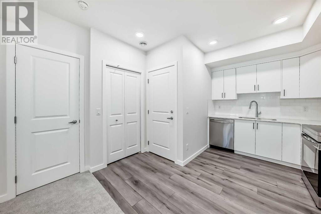 Single Family House for Sale in  Lucas Boulevard NW Livingston Calgary 