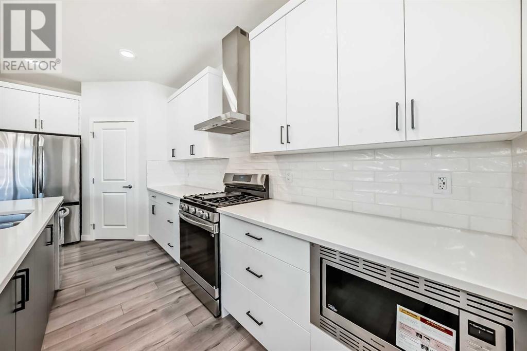 Single Family House for Sale in  Lucas Boulevard NW Livingston Calgary 