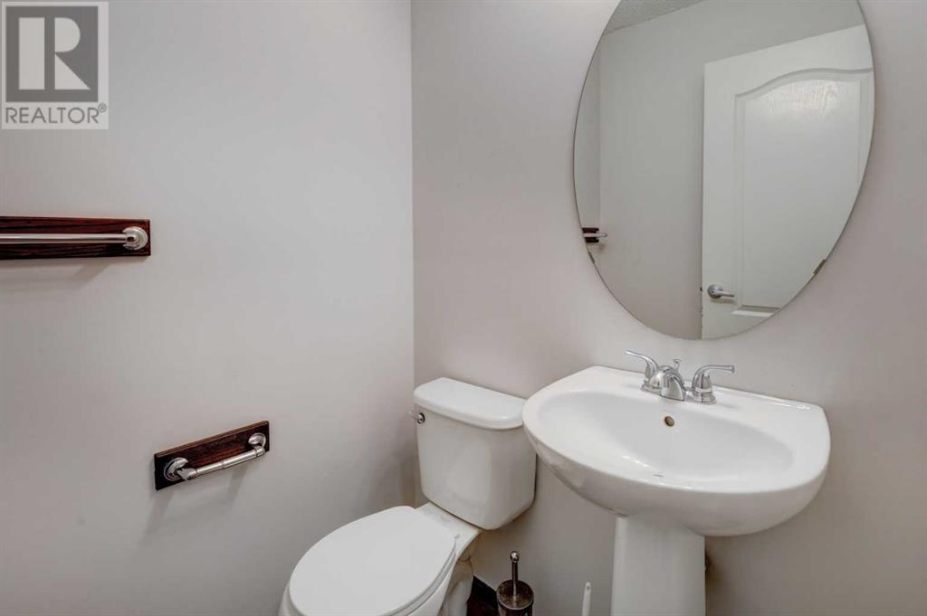 Single Family House for Sale in  Evansborough Crescent NW Evanston Calgary 