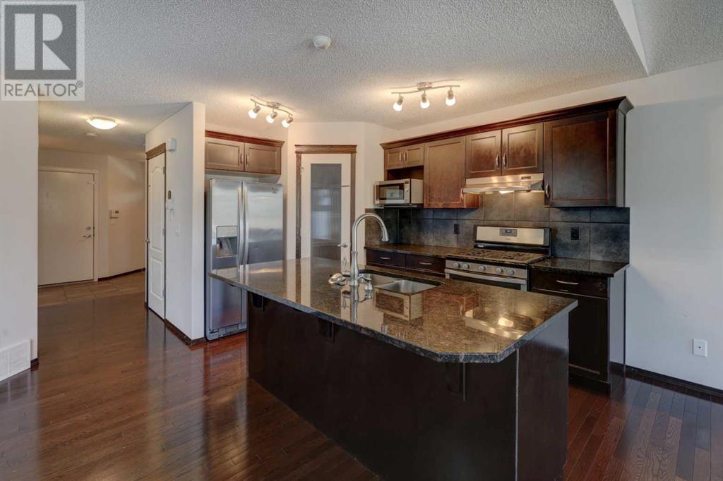Single Family House for Sale in  Evansborough Crescent NW Evanston Calgary 