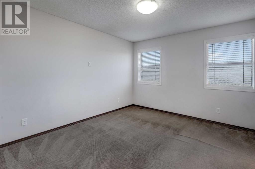 Single Family House for Sale in  Evansborough Crescent NW Evanston Calgary 