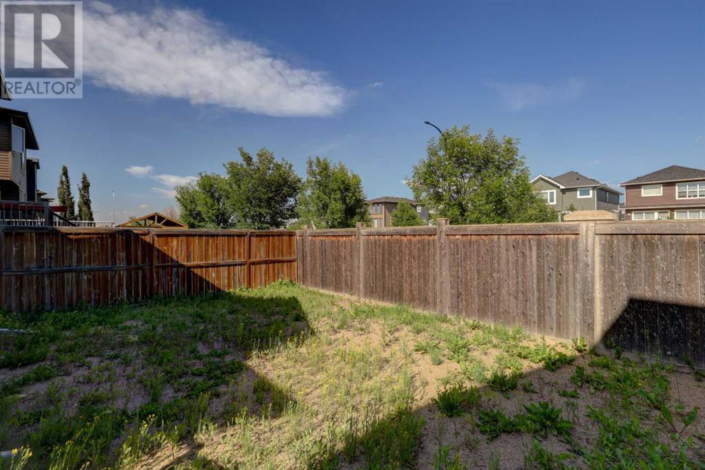 Single Family House for Sale in  Evansborough Crescent NW Evanston Calgary 
