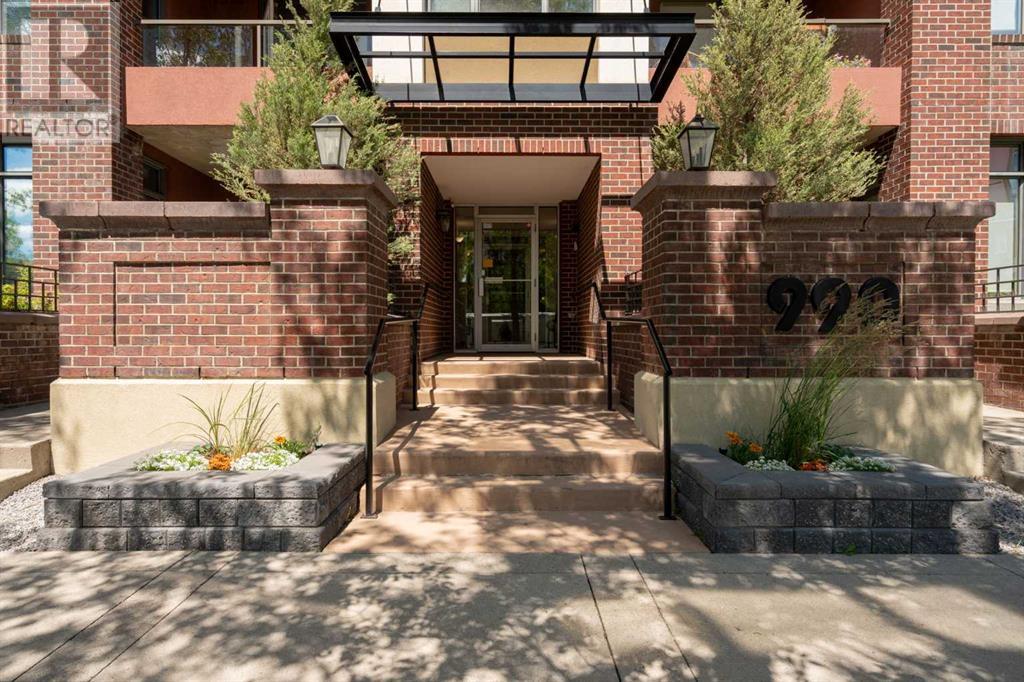 Single Family House Multi-level for Sale in   Centre Avenue NE Bridgeland/Riverside Calgary 