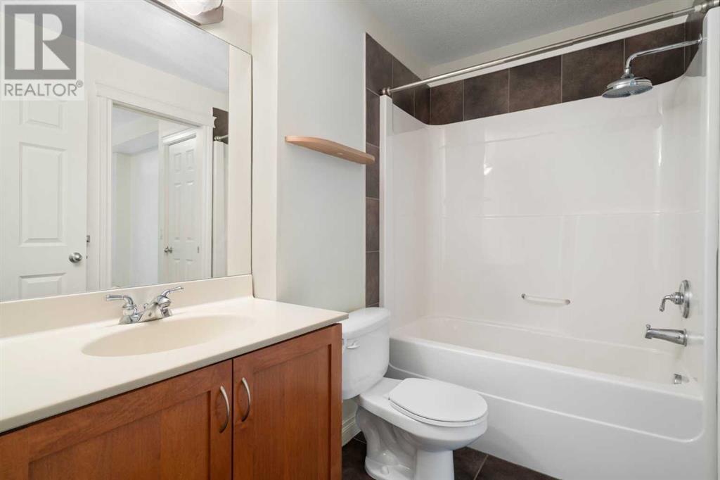 Single Family House Multi-level for Sale in   Centre Avenue NE Bridgeland/Riverside Calgary 