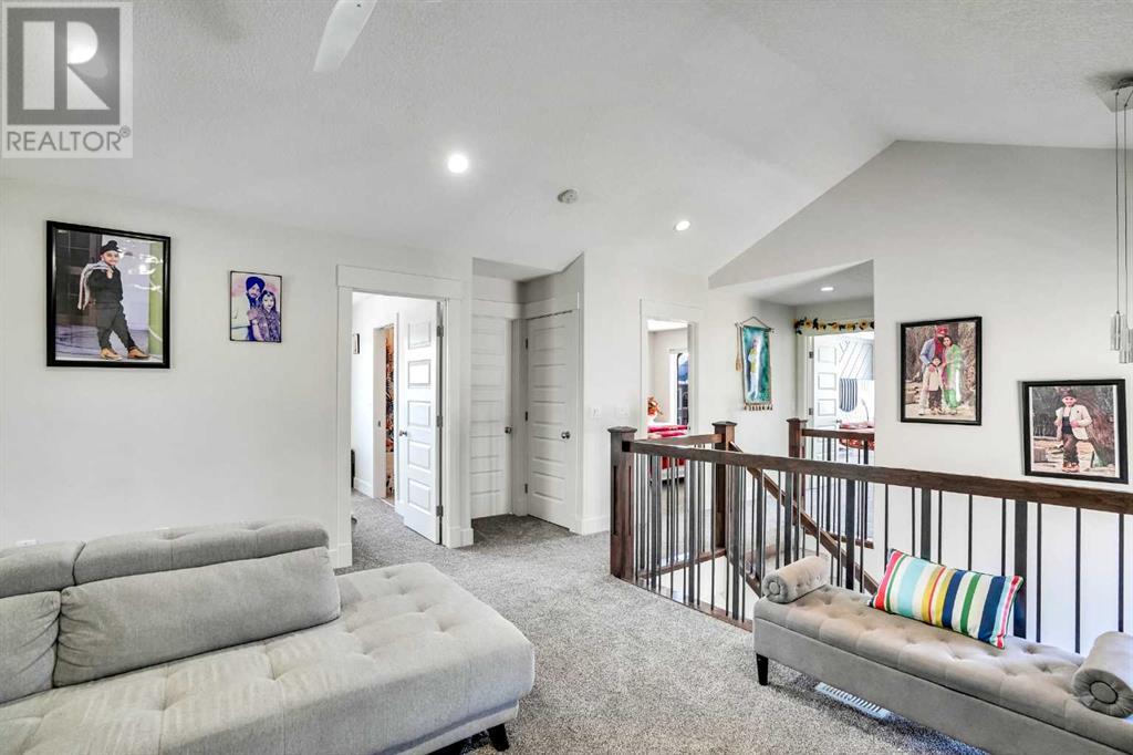 Single Family House for Sale in  Taralake Mews NE Taradale Calgary 