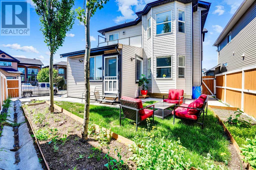 Single Family House for Sale in  Taralake Mews NE Taradale Calgary 