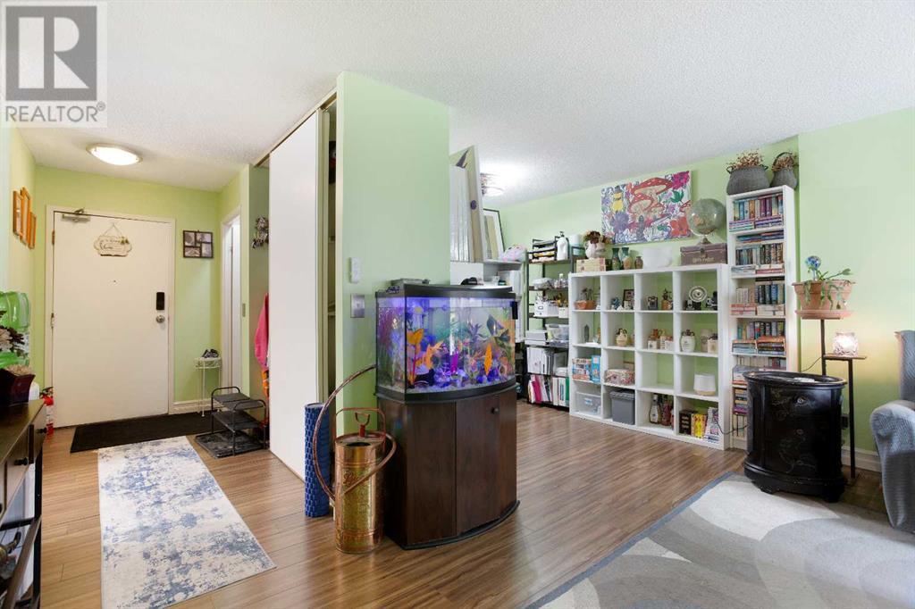 Single Family House for Sale in   Dalton Drive NW Dalhousie Calgary 