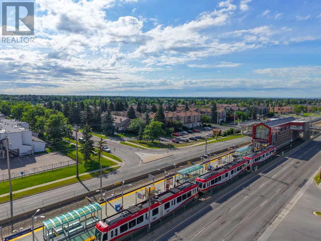 Single Family House for Sale in    Street NE Rundle Calgary 