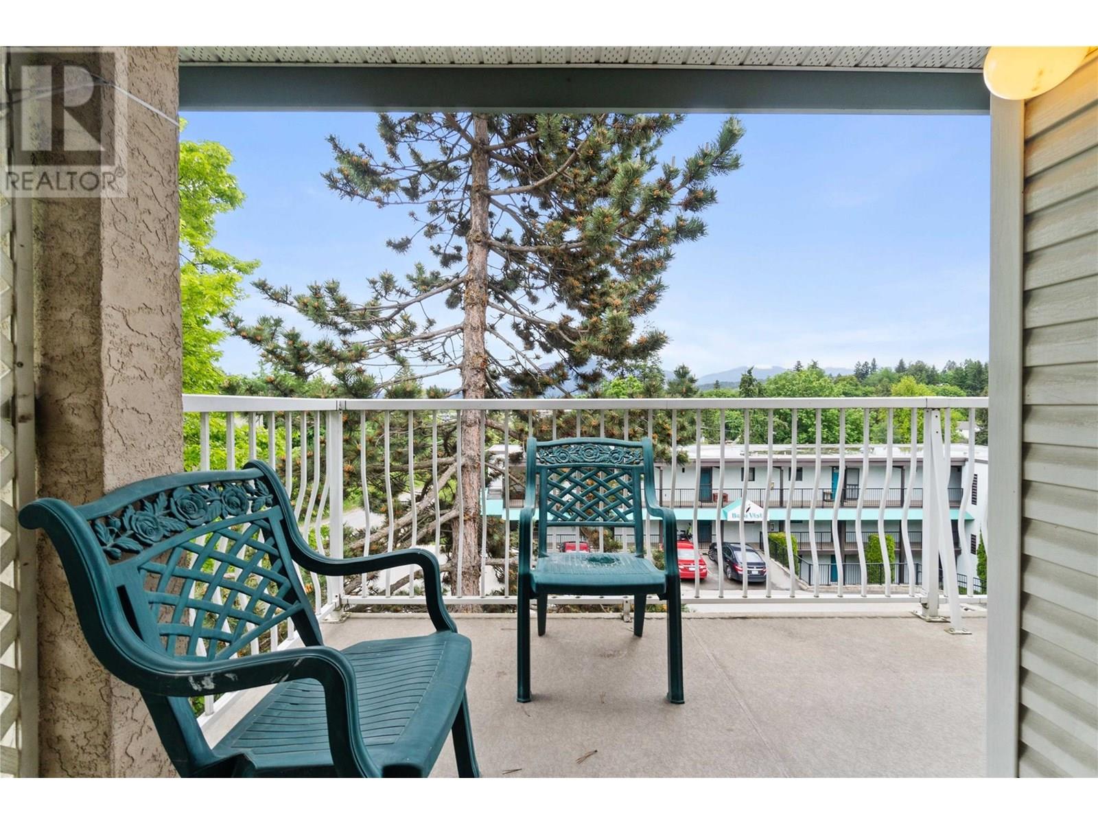 Photo 10 of 250 5 Street Se Unit 314, Salmon Arm BC