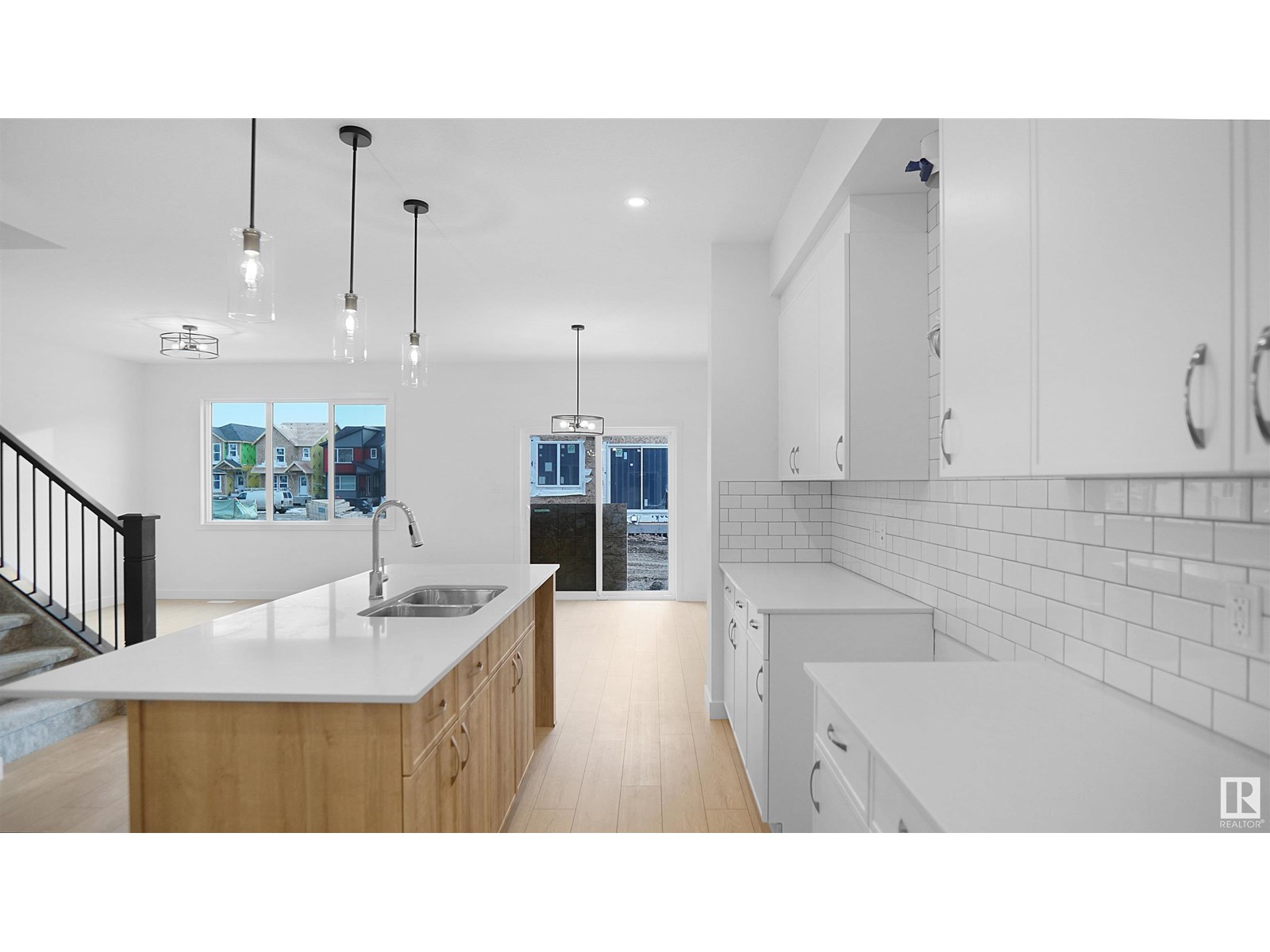 Photo 10 of 4715 Kinney Rd Sw, Edmonton AB